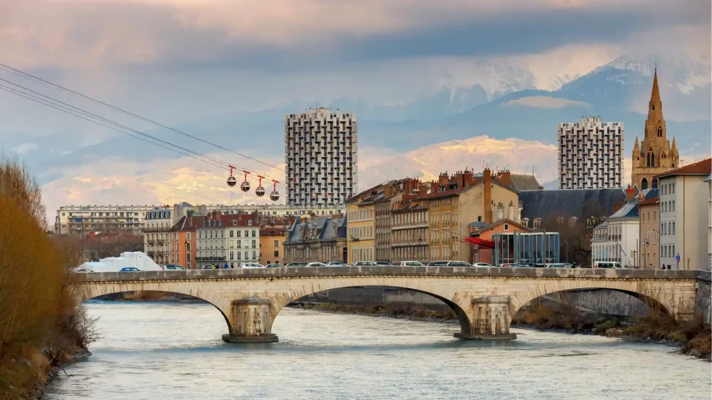 Réaliser un audit énergétique de monopropriété à Grenoble : guide pratique