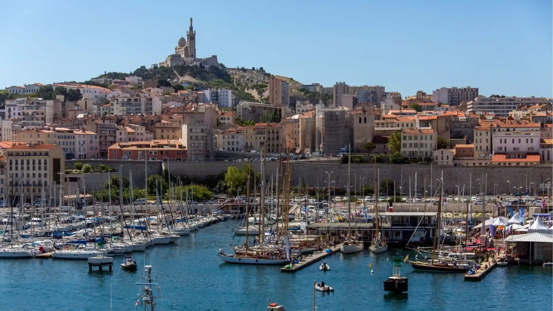 Réaliser un audit énergétique tertiaire à Marseille : guide pratique